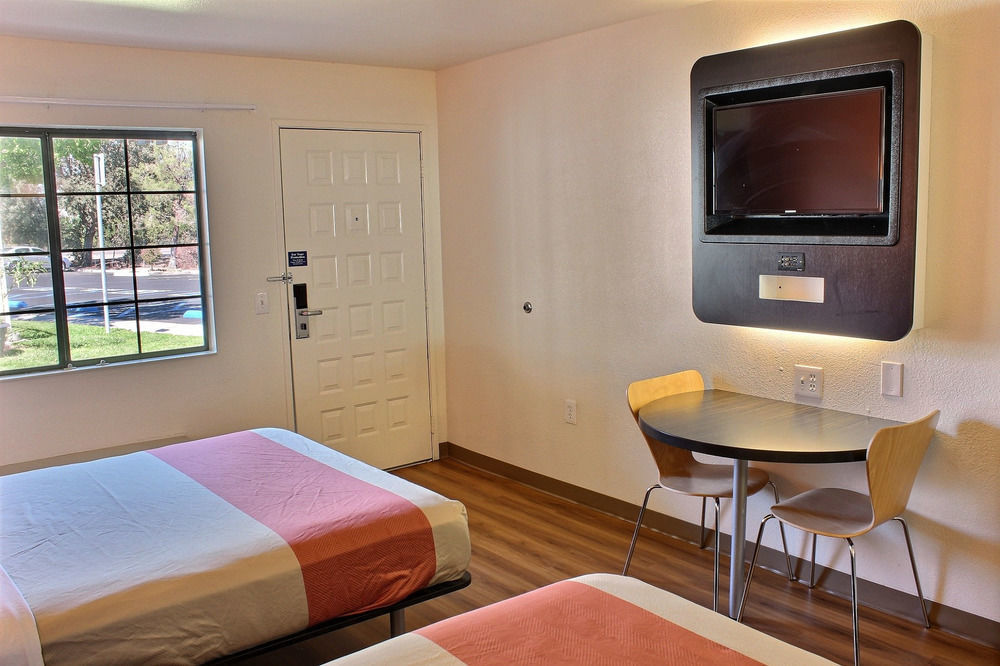 Motel 6-Paso Robles, Ca Esterno foto
