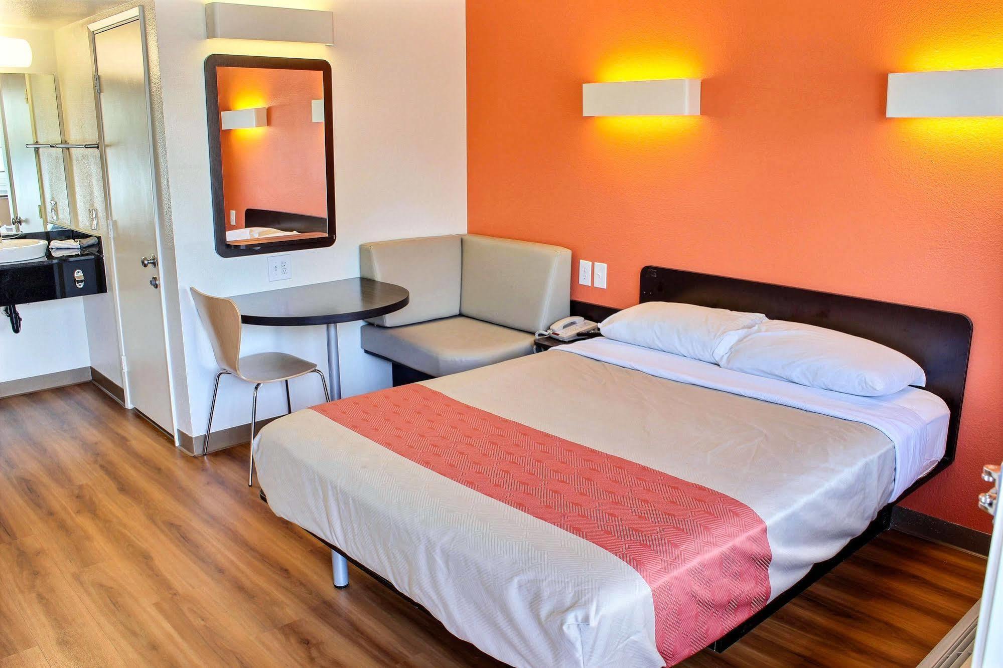 Motel 6-Paso Robles, Ca Esterno foto