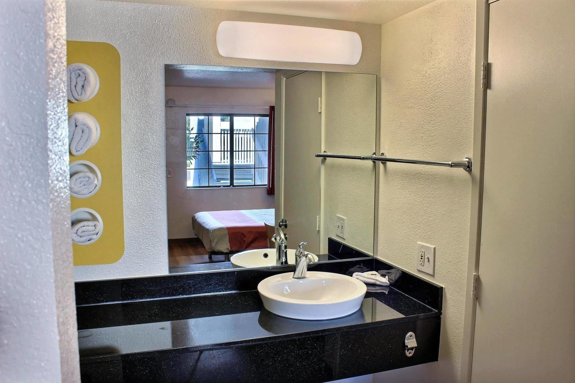 Motel 6-Paso Robles, Ca Esterno foto