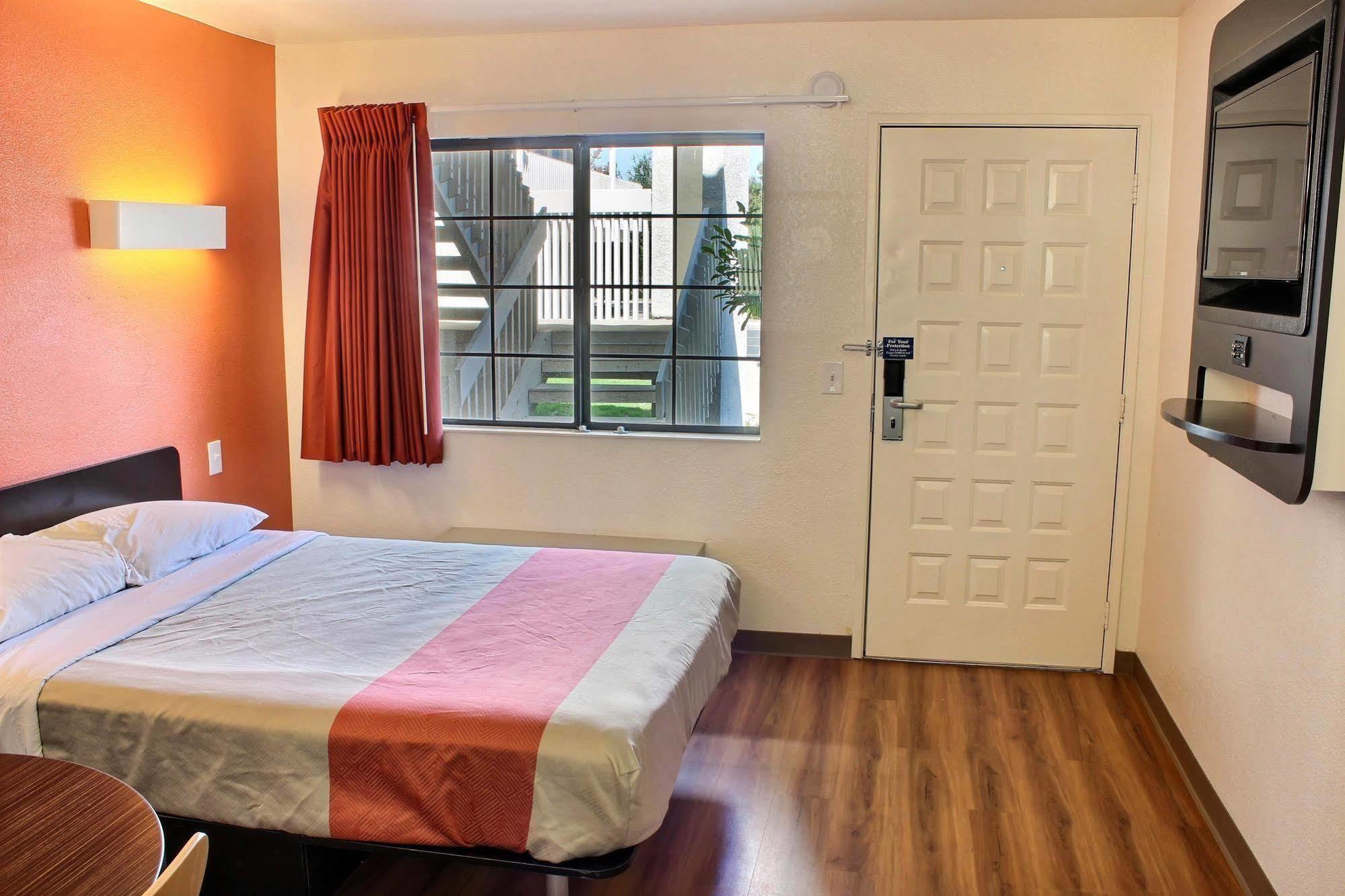Motel 6-Paso Robles, Ca Esterno foto